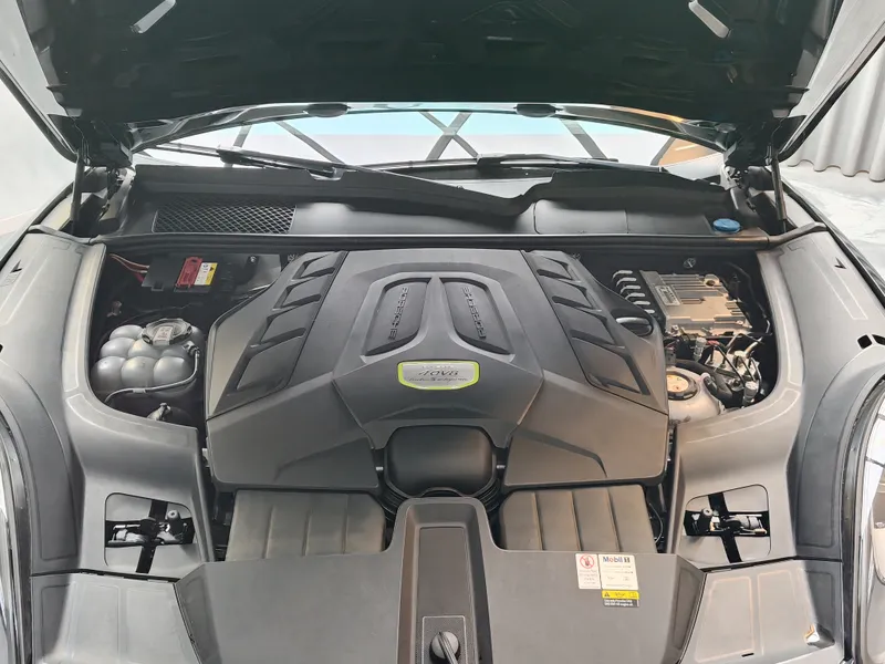 Porsche Cayenne foto 28