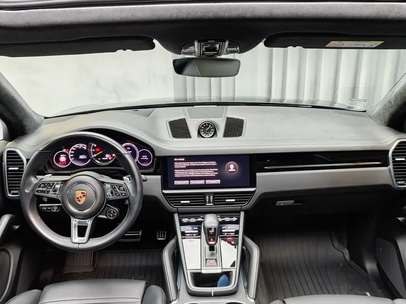Porsche Cayenne foto 11