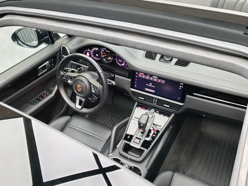 Porsche Cayenne foto 25