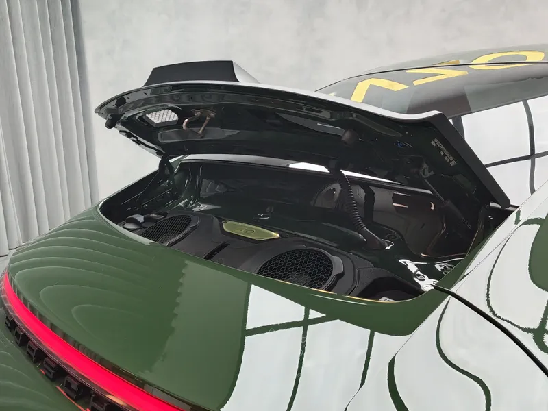 Porsche 992 foto 28