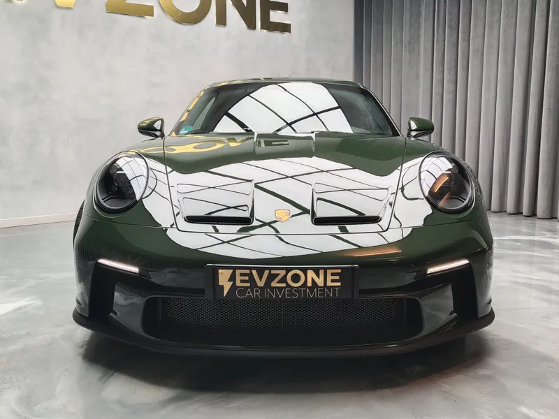 Porsche 992 foto 2