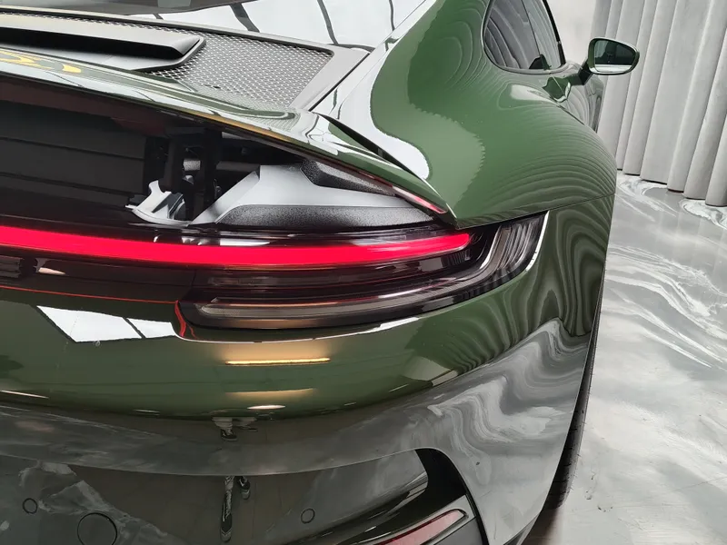 Porsche 992 foto 26
