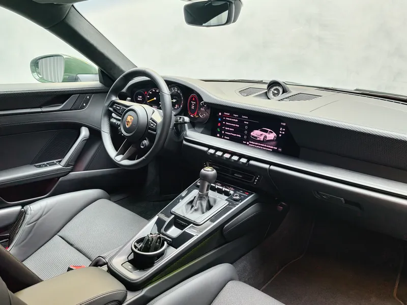 Porsche 992 foto 13