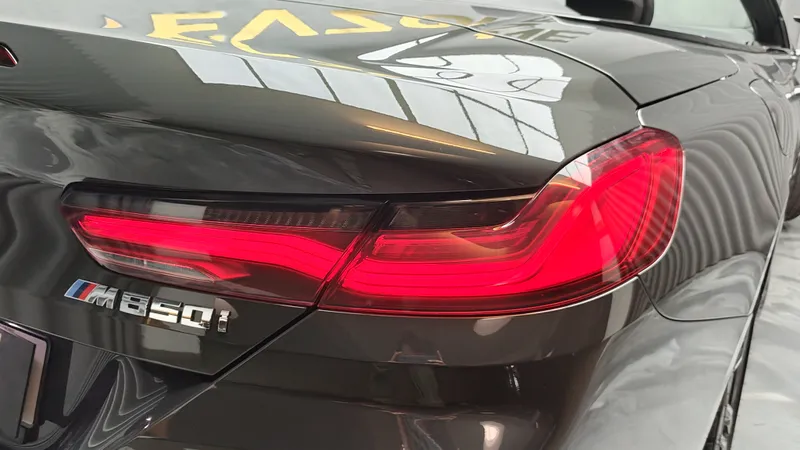 BMW M850i foto 28