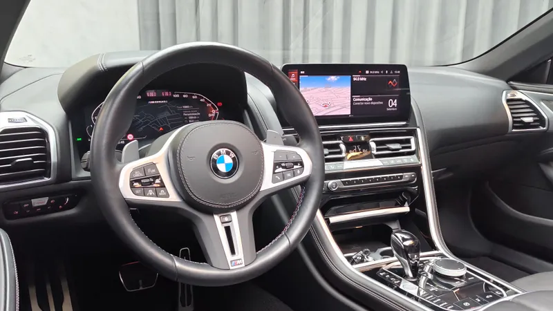 BMW M850i foto 15