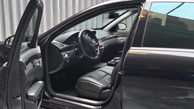 Mercedes Benz S 63 AMG foto 7