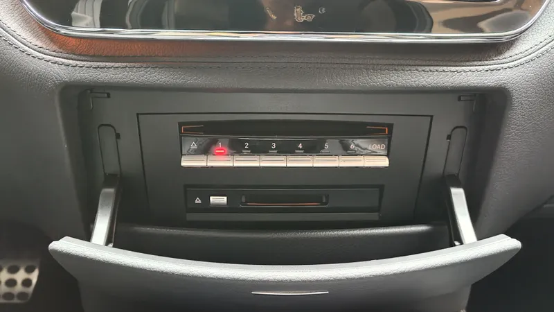 Mercedes Benz S 63 AMG foto 18