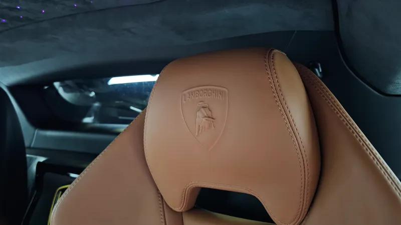 Lamborghini Huracán foto 23