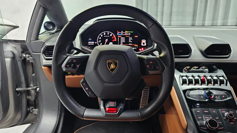 Lamborghini Huracán foto 12