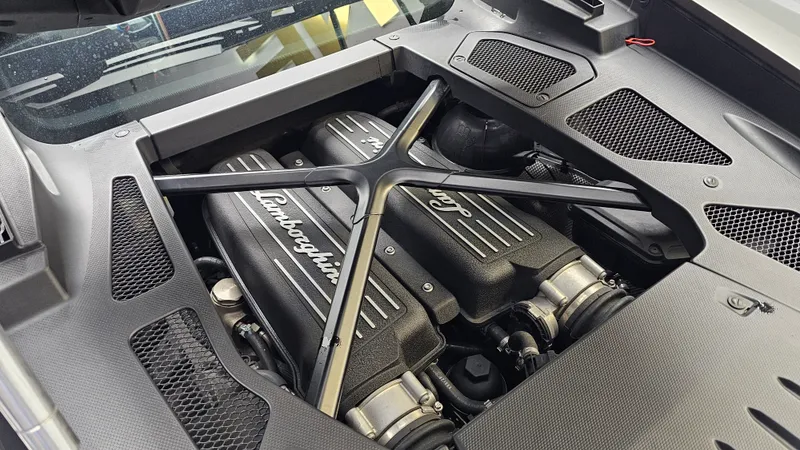Lamborghini Huracán foto 35