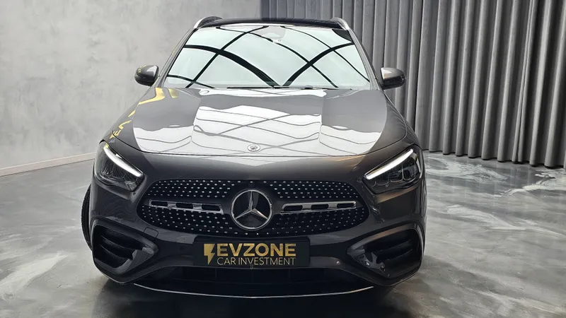 Mercedes Benz GLA 250 foto 2