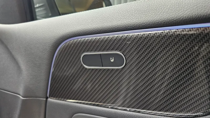 Mercedes Benz GLA 250 foto 19
