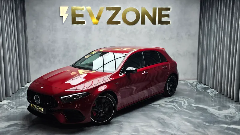 Mercedes Benz A 45 AMG