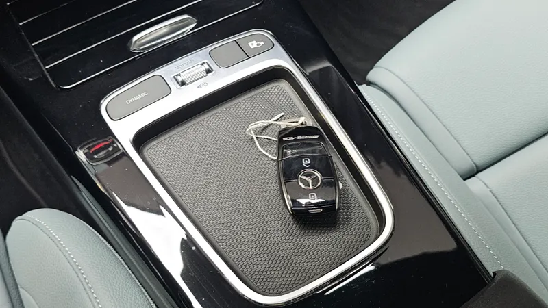 Mercedes Benz A 45 AMG foto 18