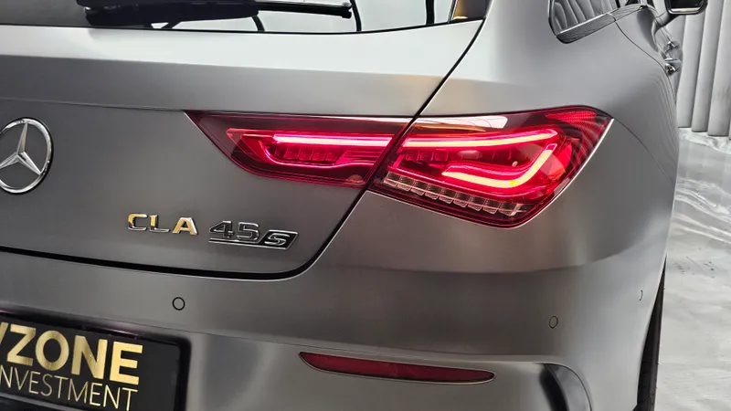 Mercedes Benz CLA 45 AMG foto 29