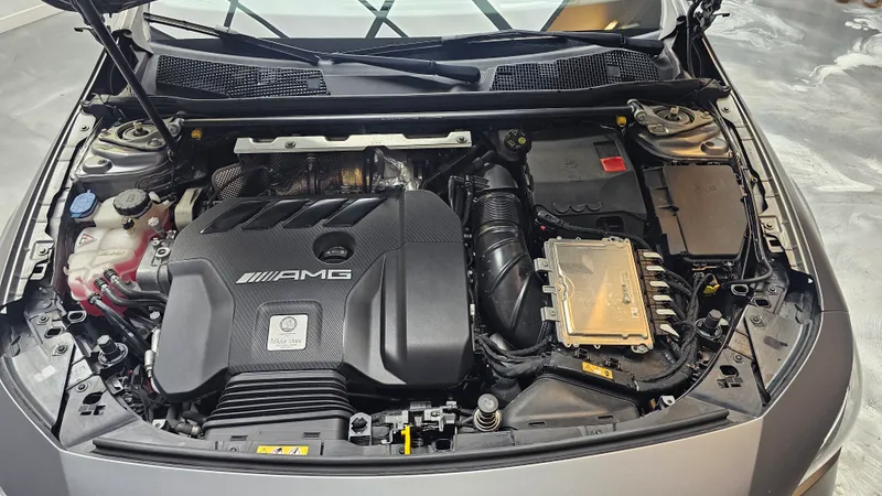 Mercedes Benz CLA 45 AMG foto 34