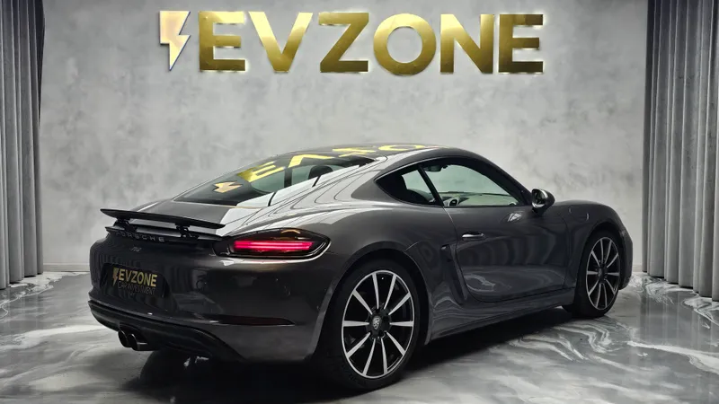 Porsche 718 Cayman foto 6