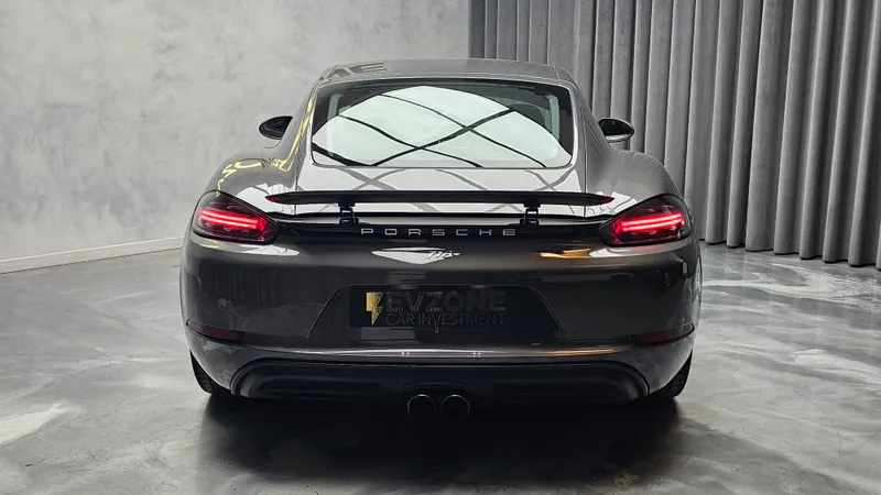 Porsche 718 Cayman foto 5