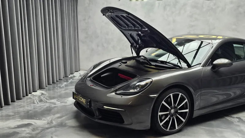 Porsche 718 Cayman foto 22