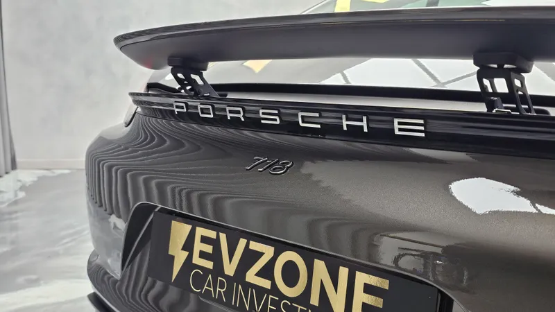 Porsche 718 Cayman foto 27