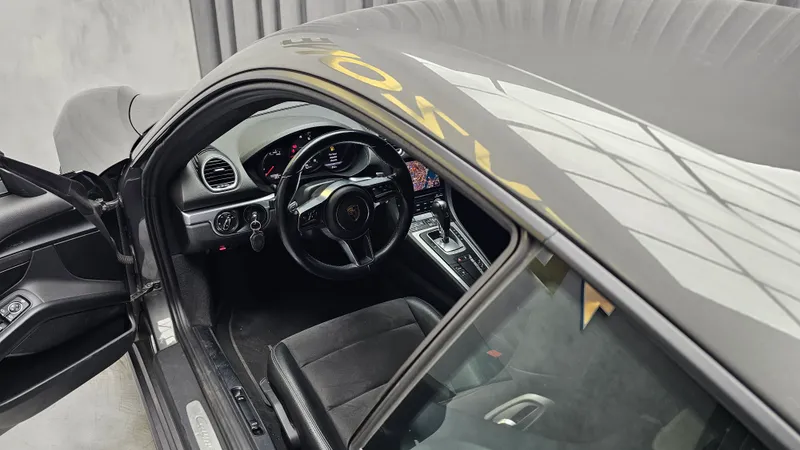 Porsche 718 Cayman foto 9