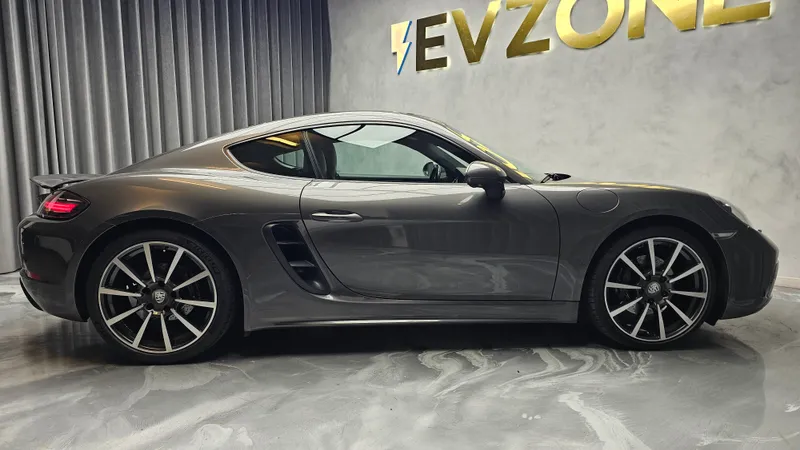 Porsche 718 Cayman foto 7