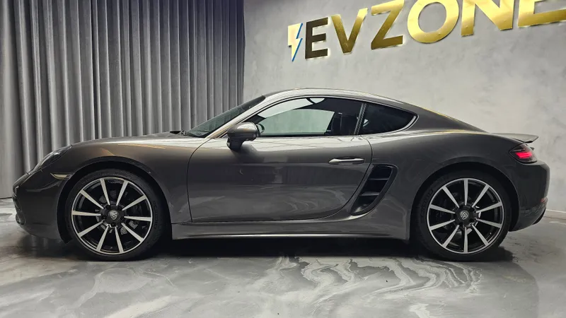 Porsche 718 Cayman foto 4