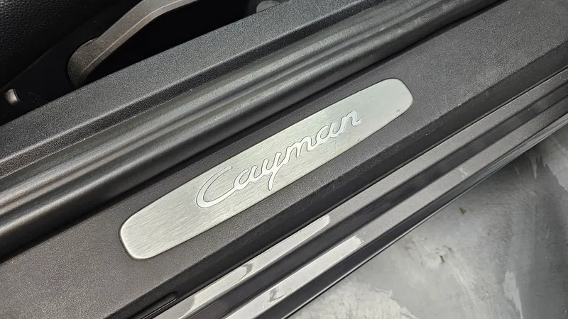 Porsche 718 Cayman foto 21