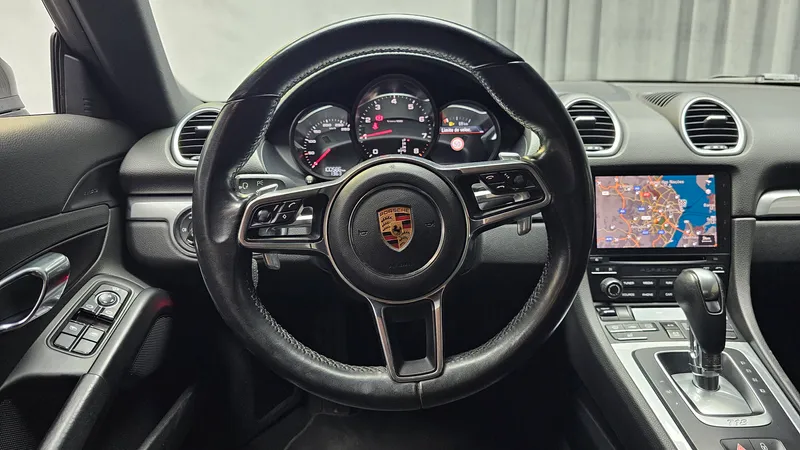Porsche 718 Cayman foto 12
