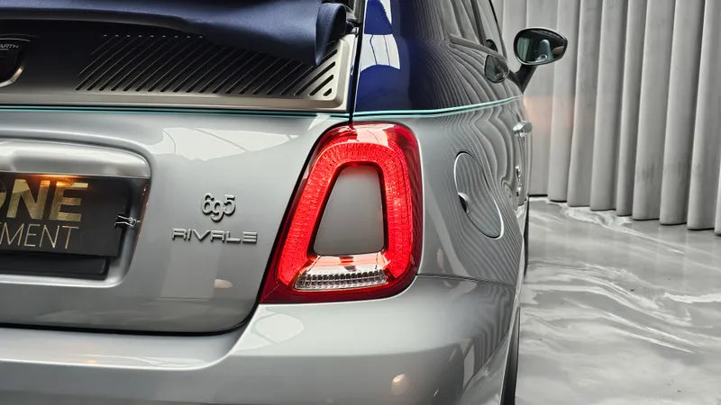 Abarth 695C foto 33