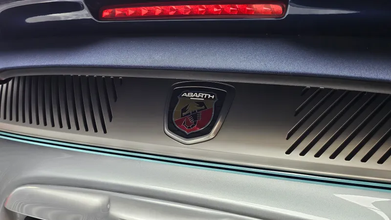 Abarth 695C foto 31