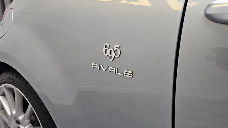 Abarth 695C foto 28
