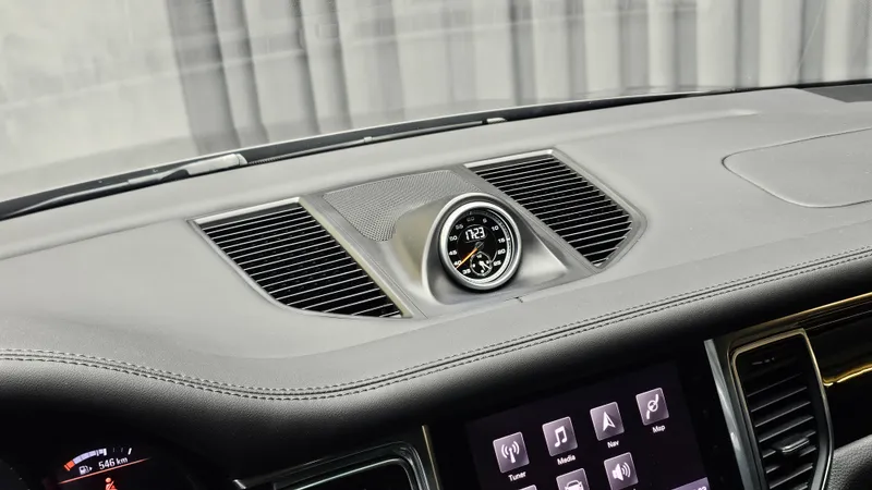 Porsche Macan foto 14