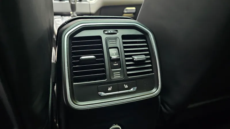 Porsche Macan foto 23