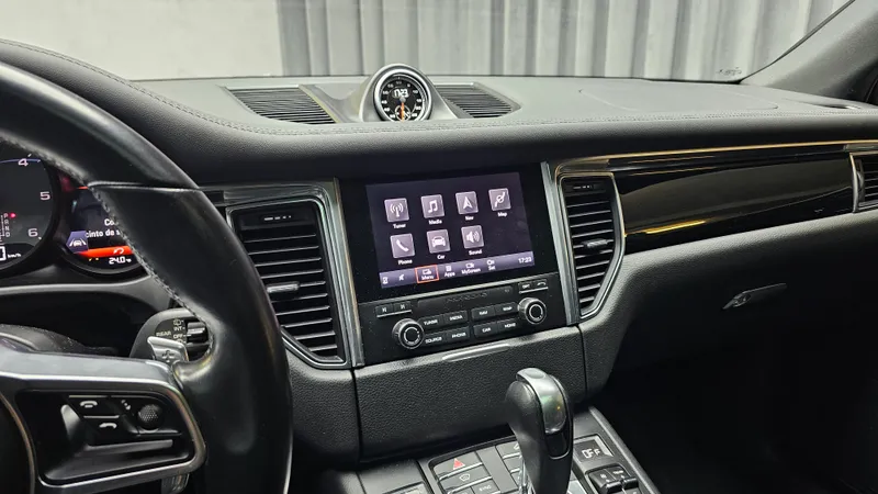 Porsche Macan foto 15