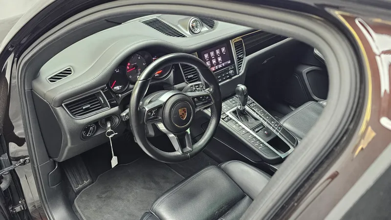 Porsche Macan foto 9