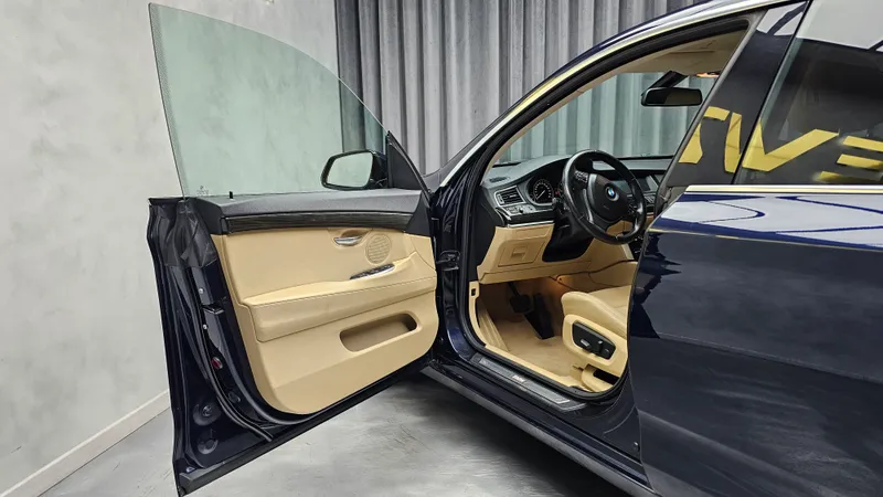 BMW 520 Gran Turismo foto 8