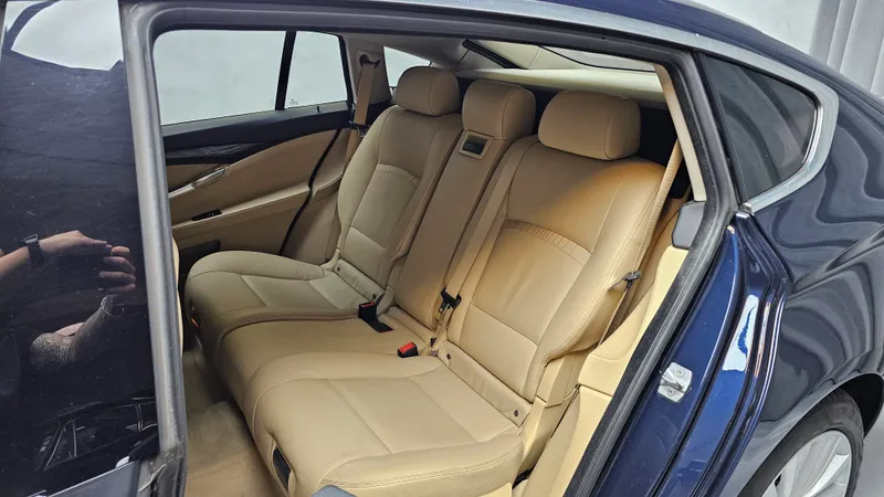 BMW 520 Gran Turismo foto 26