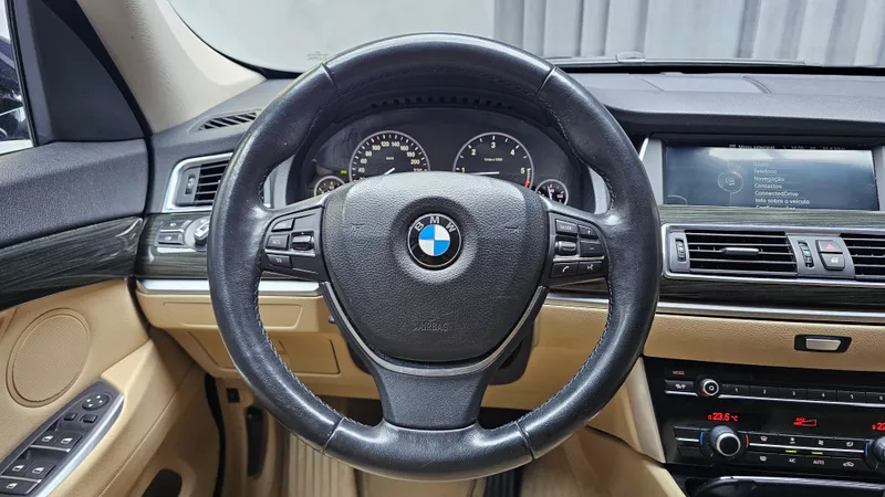 BMW 520 Gran Turismo foto 13
