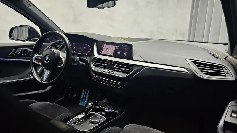 BMW 116 foto 11