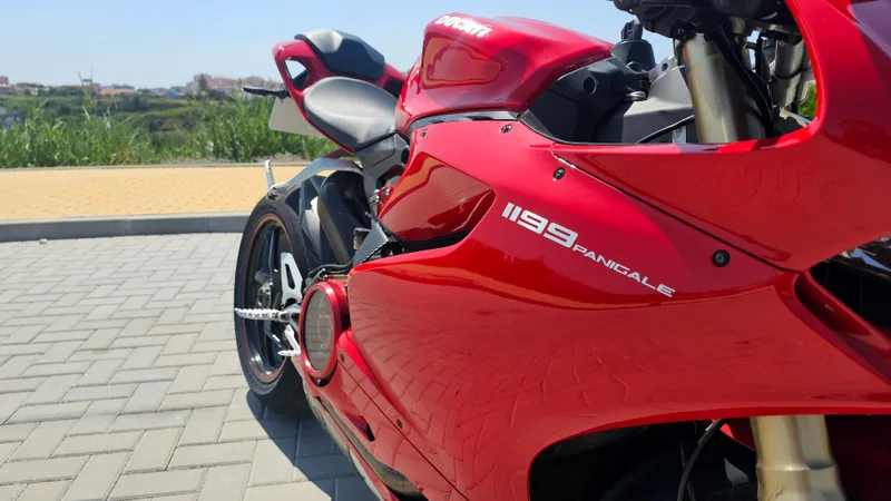 Ducati 1199 Panigale foto 12