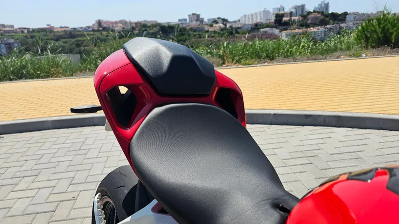 Ducati 1199 Panigale foto 15