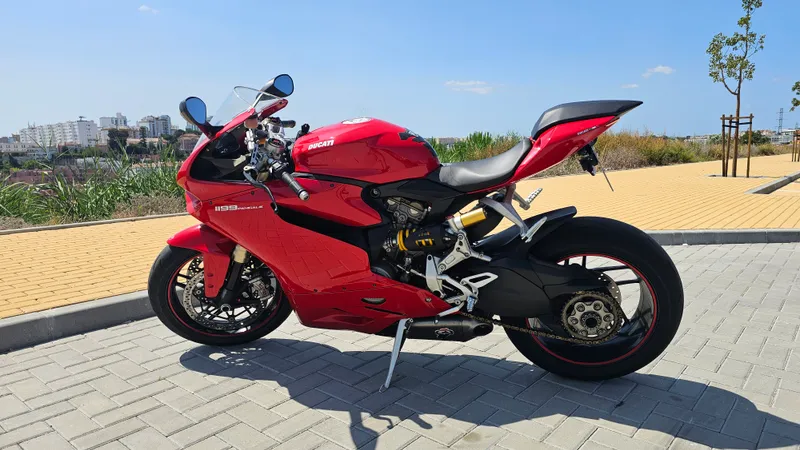 Ducati 1199 Panigale foto 10