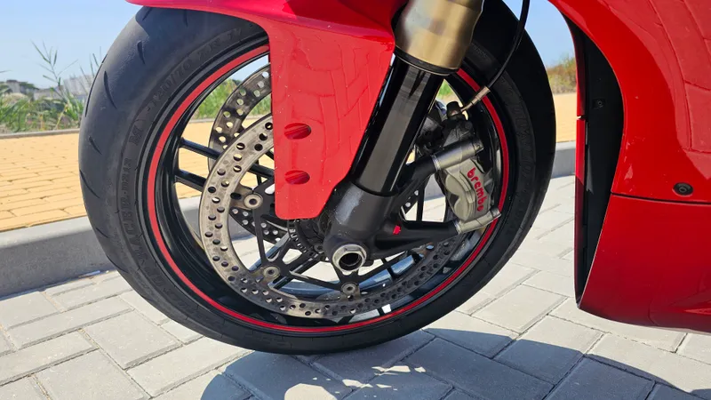 Ducati 1199 Panigale foto 27