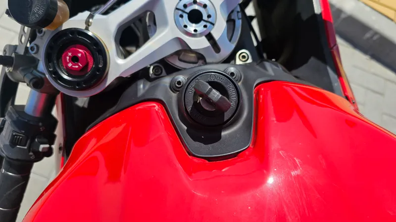 Ducati 1199 Panigale foto 24