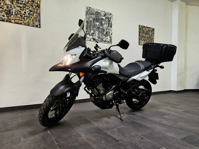Suzuki DL foto 2