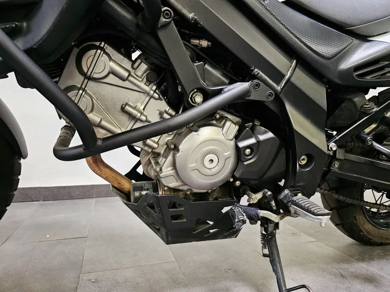 Suzuki DL foto 16