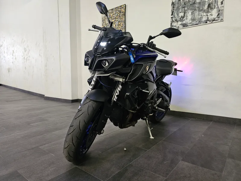 Yamaha MT-10 foto 3