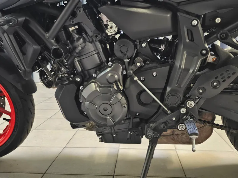 Yamaha MT-07 foto 23