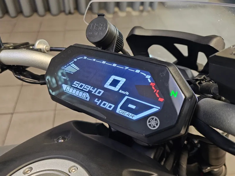 Yamaha MT-07 foto 15